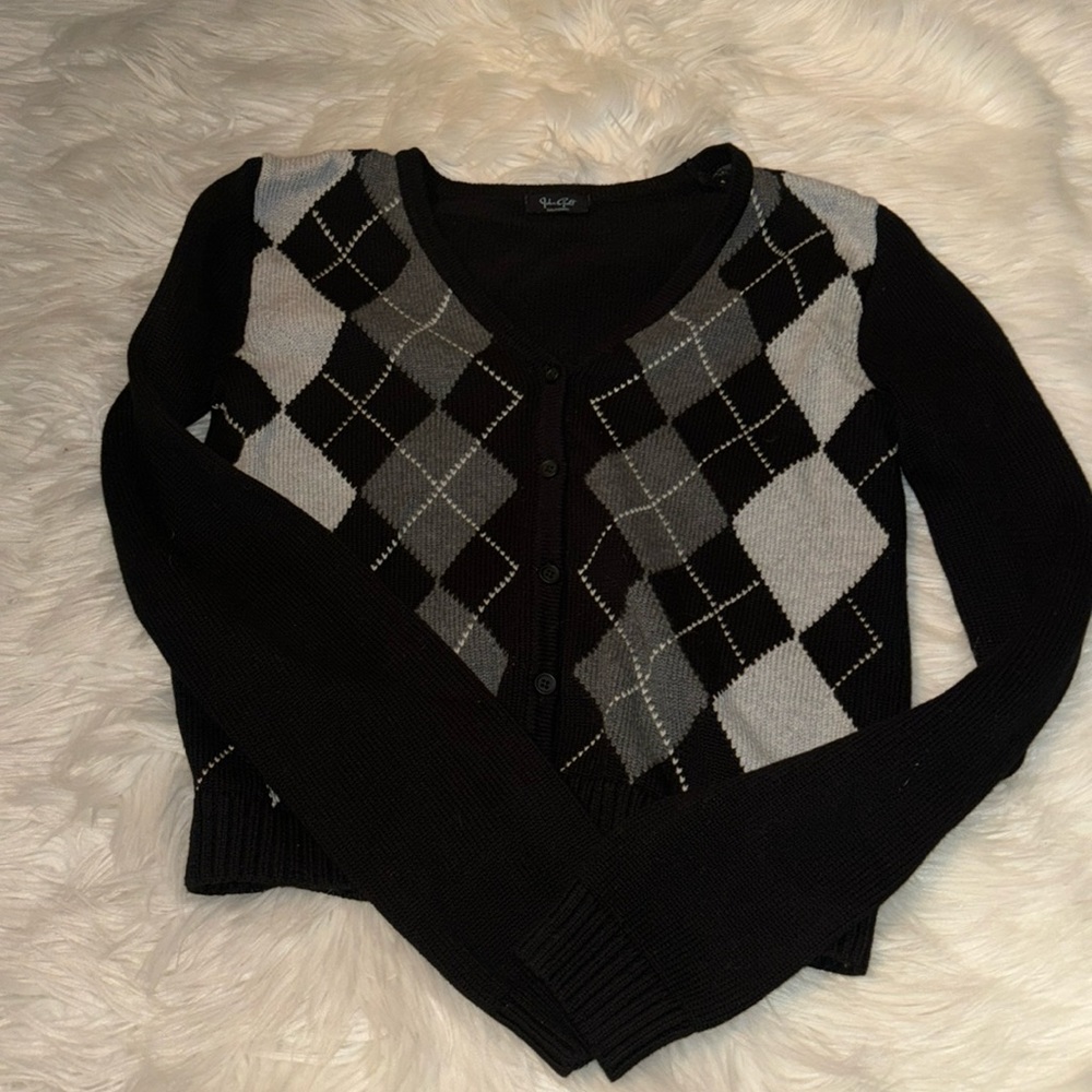 brandy melville sweater